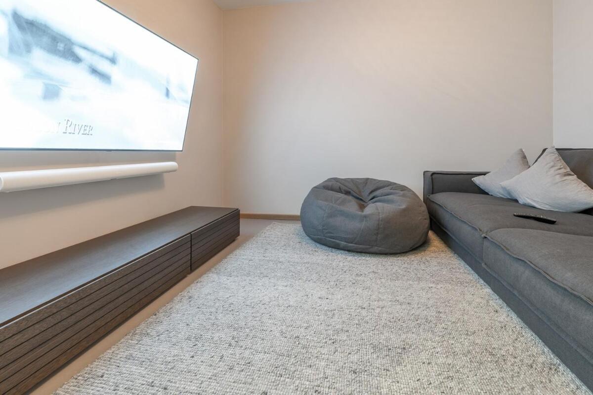 Luxus Meerblick & Sauna & Garten & Heimkino Apartment